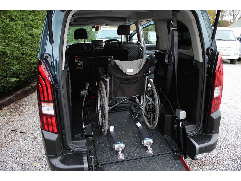 Peugeot GT Allied Horizon RS 5 seats plus wheel chair 1.5 5dr MPV Automatic Diesel