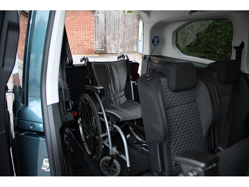 Peugeot GT Allied Horizon RS 5 seats plus wheel chair 1.5 5dr MPV Automatic Diesel