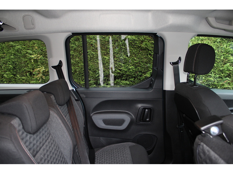 Peugeot GT Allied Horizon RS 5 seats plus wheel chair 1.5 5dr MPV Automatic Diesel