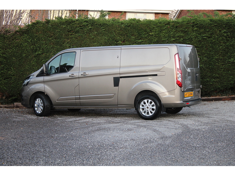 Ford 300 L2 Limited 130ps Euro 6 Diesel van - LOAD AREA SECURITY LOCKS & PLATES 2.0 5dr medium van Manual Diesel
