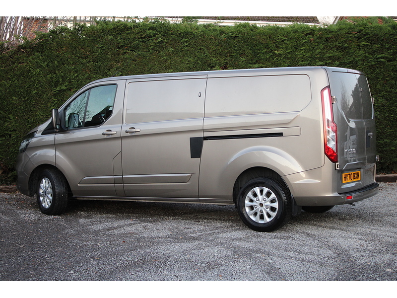 Ford 300 L2 Limited 130ps Euro 6 Diesel van - LOAD AREA SECURITY LOCKS & PLATES 2.0 5dr medium van Manual Diesel
