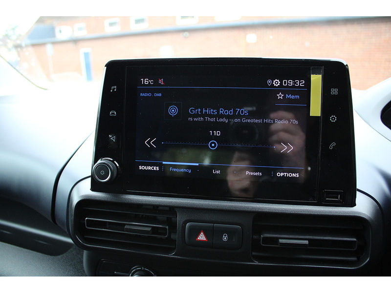 Peugeot Allied Horizon Allure - RARE Automatic 5 seater plus one wheelchair 1.5 5dr WAV Automatic Diesel