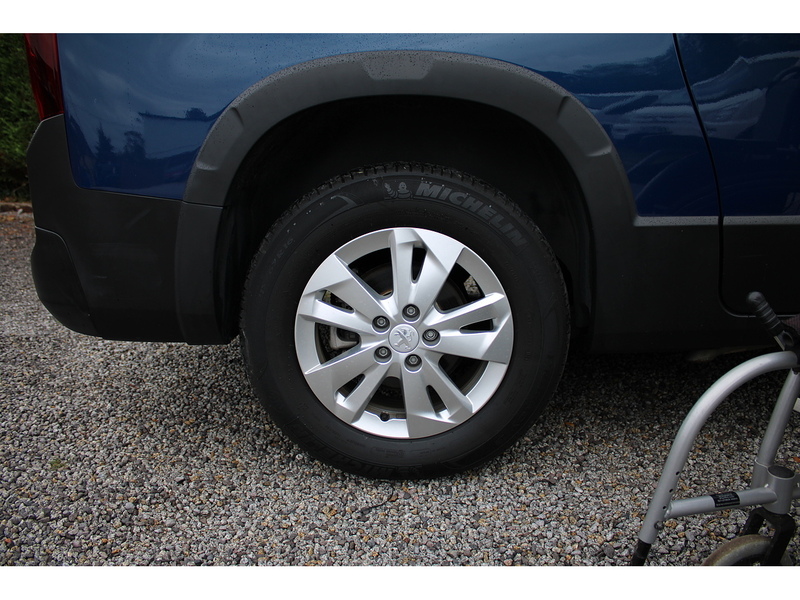 Peugeot Allied Horizon Allure - RARE Automatic 5 seater plus one wheelchair 1.5 5dr WAV Automatic Diesel