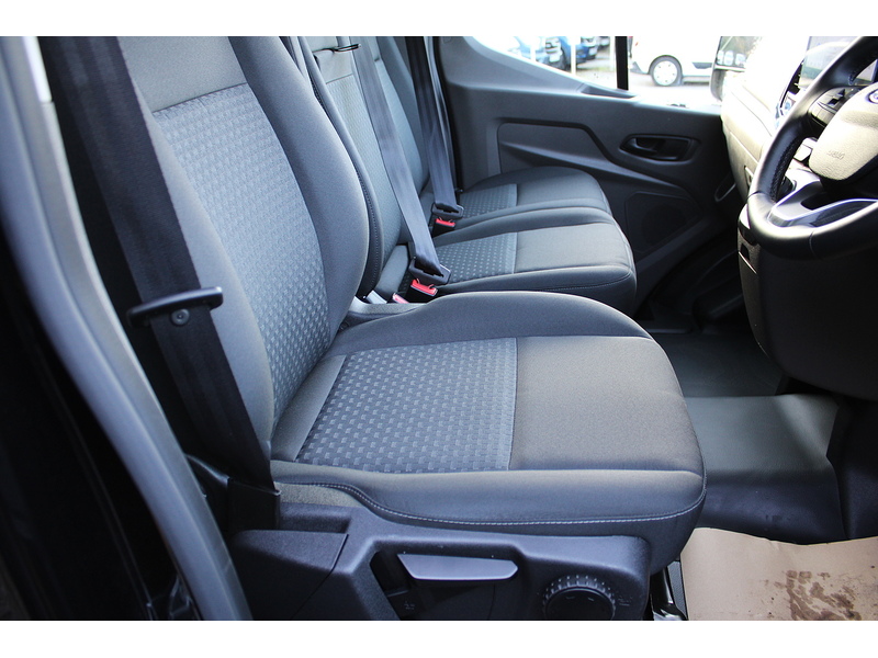 Ford 350 L3 H3 Limited Automatic 165ps Euro 6 - Low miles 2.0 5dr large van Automatic Diesel