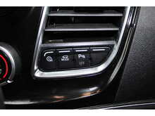 Ford Tourneo Custom Allied Independence RS 3+3 Auto - Versatile wheelchair access van