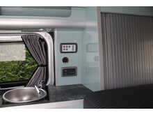Ford Auto Camper MRV 130ps Hi-line Trend here at RWT today