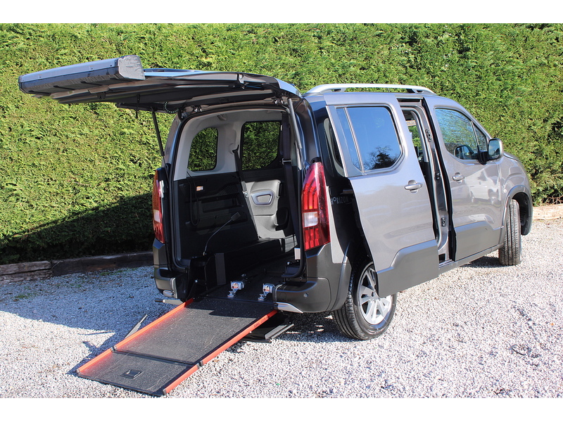 Peugeot Allure Allied Horizon RARE Petrol Automatic wheelchair access car 1.2 5dr WAV Automatic Petrol