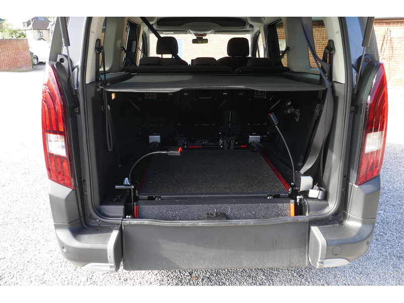 Peugeot Allied Horizon RS Lwb 5 seat plus one Wheelchair 1.5 5dr WAV Manual Diesel