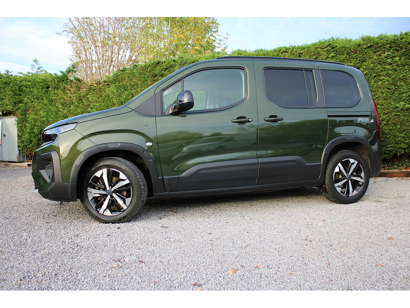 Peugeot GT Allied Horizon Automatic Wheelchair access car 1.5 5dr WAV Automatic Diesel