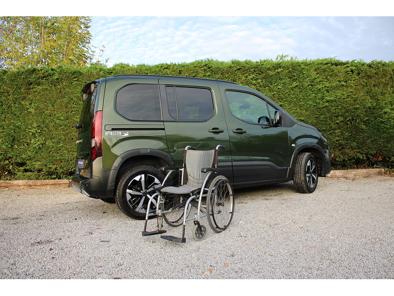 Peugeot GT Allied Horizon Automatic Wheelchair access car 1.5 5dr WAV Automatic Diesel