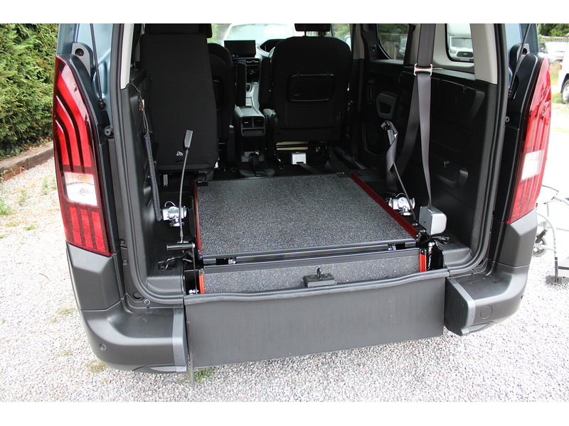 Peugeot GT Allied Horizon Automatic Wheelchair access car 1.5 5dr WAV Automatic Diesel