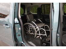 Peugeot Rifter GT Allied Horizon Automatic Wheelchair access car