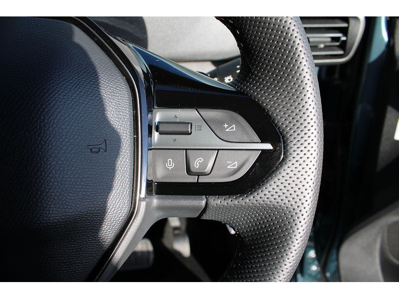 Peugeot GT Allied Horizon Automatic Wheelchair access car 1.5 5dr WAV Automatic Diesel