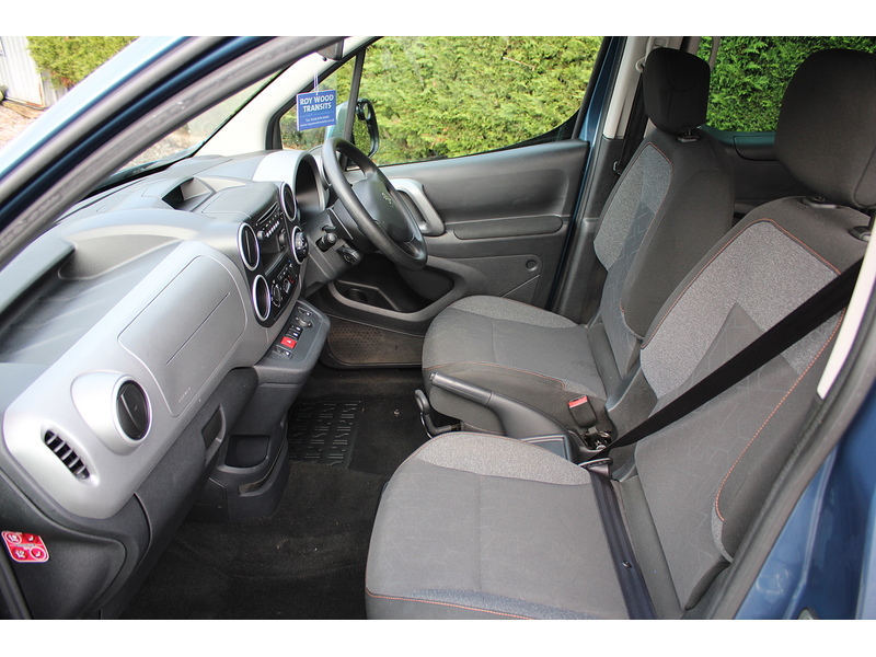 Peugeot BlueHDi Allure Automatic 5 seater Allied Horiozon plus one wheelchair 1.6 5dr MPV Automatic Diesel