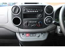 Peugeot Partner Tepee BlueHDi Allure Automatic 5 seater Allied Horiozon plus one wheelchair