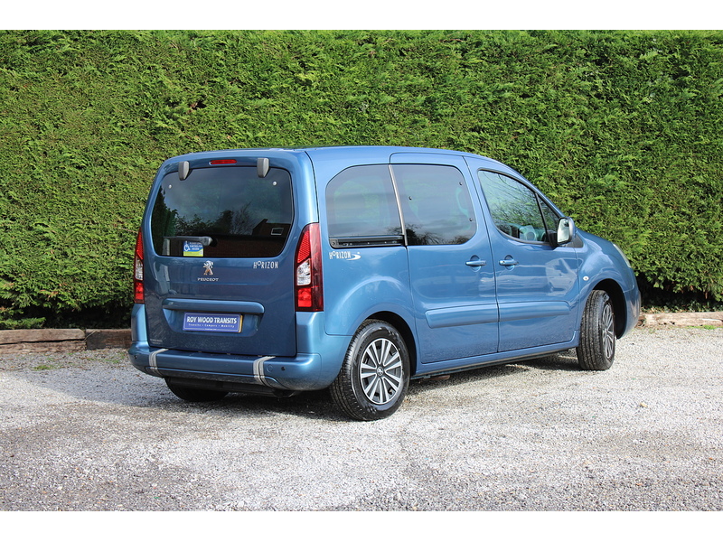 Peugeot BlueHDi Allure Automatic 5 seater Allied Horiozon plus one wheelchair 1.6 5dr MPV Automatic Diesel