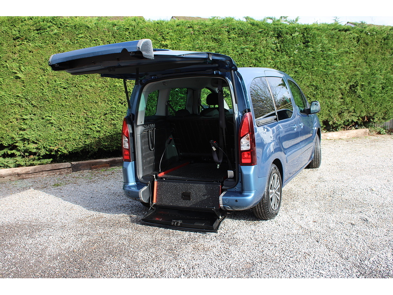Peugeot BlueHDi Allure Automatic 5 seater Allied Horiozon plus one wheelchair 1.6 5dr MPV Automatic Diesel