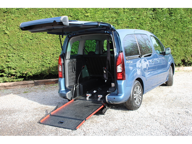 Peugeot BlueHDi Allure Automatic 5 seater Allied Horiozon plus one wheelchair 1.6 5dr MPV Automatic Diesel
