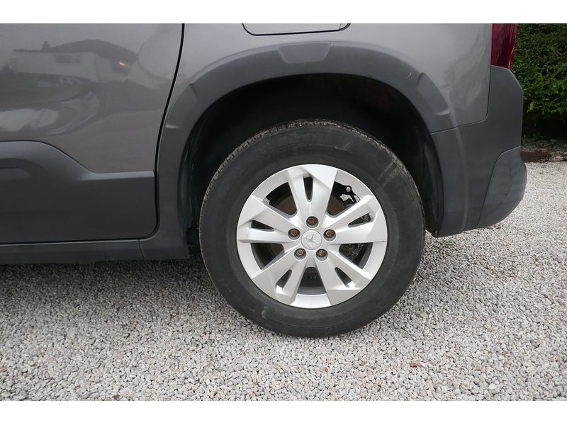 Peugeot Allied Horizon RE - 3 seat wheelchair access car 1.5 5dr WAV Automatic Diesel