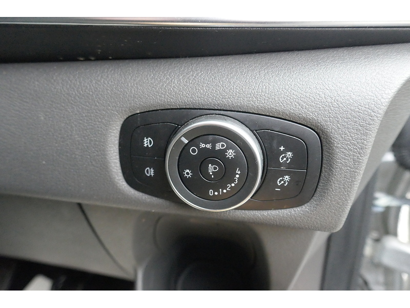 Ford Allied Independence RS 6 seater with rear wheelchair access - Super versatile conversion 2.0 5dr MPV 6 Speed Manual Diesel