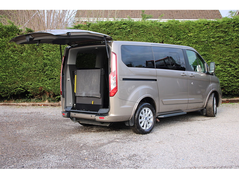 Ford Automatic GM Quantum Wheelchair access car, Turney electric passenger seat 2.0 5dr WAV Automatic Diesel