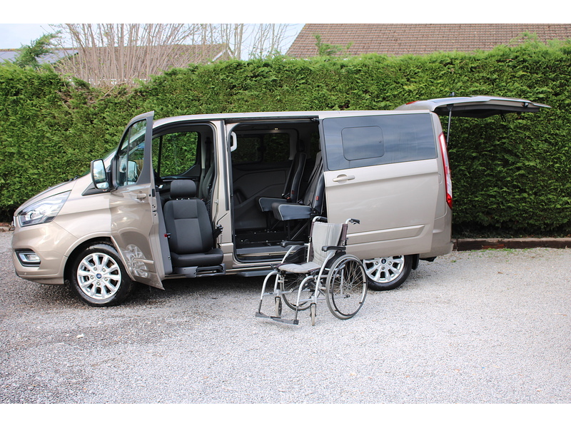 Ford Automatic GM Quantum Wheelchair access car, Turney electric passenger seat 2.0 5dr WAV Automatic Diesel