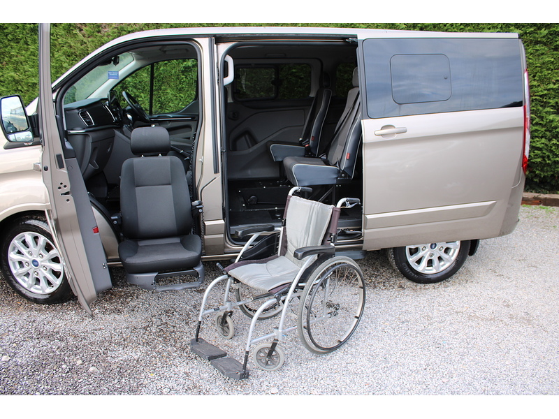 Ford Automatic GM Quantum Wheelchair access car, Turney electric passenger seat 2.0 5dr WAV Automatic Diesel