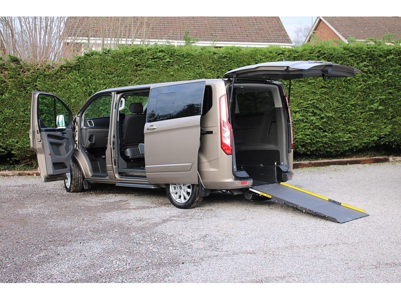 Ford Automatic GM Quantum Wheelchair access car, Turney electric passenger seat 2.0 5dr WAV Automatic Diesel