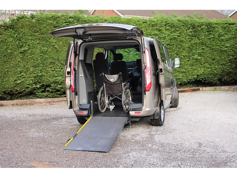 Ford Automatic GM Quantum Wheelchair access car, Turney electric passenger seat 2.0 5dr WAV Automatic Diesel