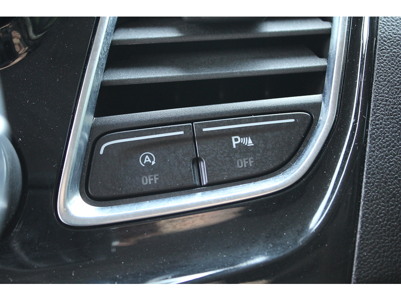 Ford Automatic GM Quantum Wheelchair access car, Turney electric passenger seat 2.0 5dr WAV Automatic Diesel