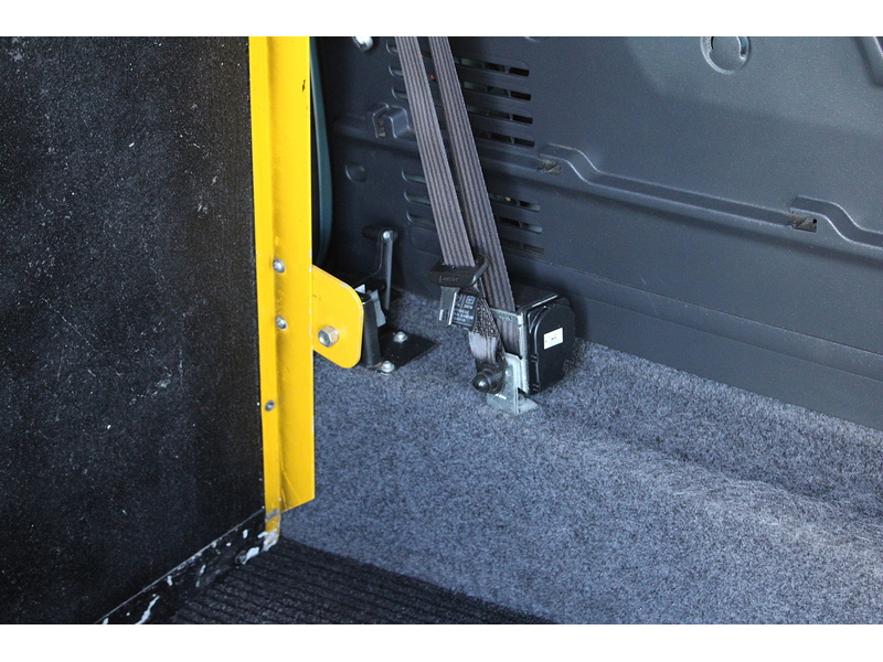 Renault Expression - 3 seat wheelchair car - Automotive conversion 1.6 5dr WAV Automatic Petrol