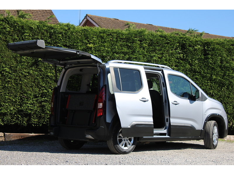 Peugeot Allied Horizon RS Swb 5 seater or wheelchair - RARE Petrol Auto 1.2 5dr WAV Automatic Petrol