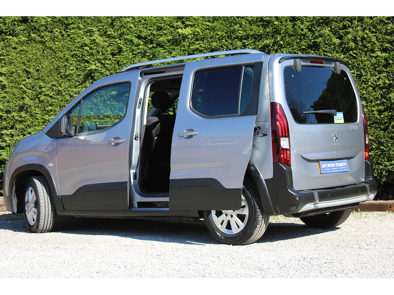 Peugeot Allied Horizon RS Swb 5 seater or wheelchair - RARE Petrol Auto 1.2 5dr WAV Automatic Petrol