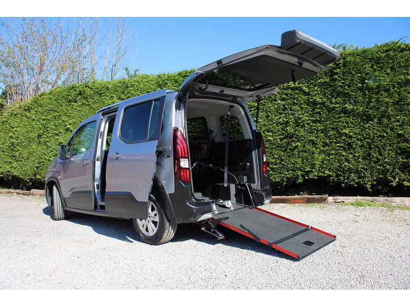 Peugeot Allied Horizon RS Swb 5 seater or wheelchair - RARE Petrol Auto 1.2 5dr WAV Automatic Petrol