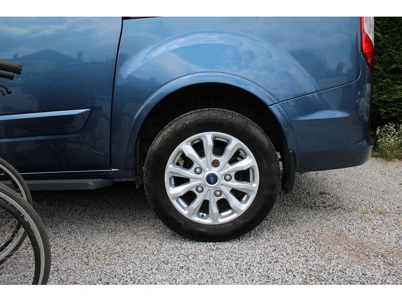 Ford Allied Independence RS 3 + 3 Plus wheelchair - fantastic versatile car 2.0 5dr Minibus Manual Diesel