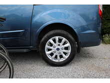 Ford Tourneo Custom Allied Independence RS 3 + 3 Plus wheelchair - fantastic versatile car