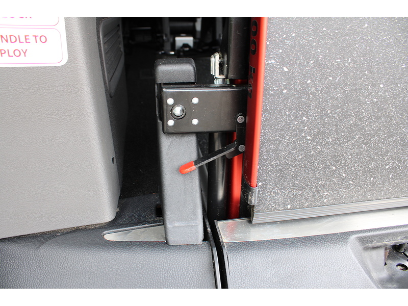 Ford Allied Independence RS 3 + 3 Plus wheelchair - fantastic versatile car 2.0 5dr Minibus Manual Diesel