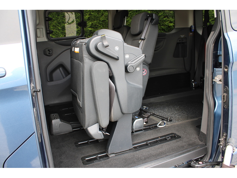 Ford Allied Independence RS 3 + 3 Plus wheelchair - fantastic versatile car 2.0 5dr Minibus Manual Diesel