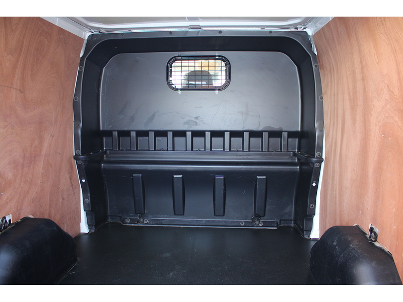 Ford 320 L2 DCiV Limited Auto Van 130ps Euro 6 2.0 5dr Combi Van Automatic Diesel