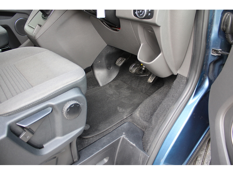 Ford Allied Independence RE - Single passenger seat - wheelchair access 2.0 5dr WAV Manual Diesel