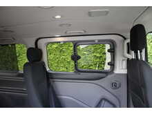 Ford Tourneo Custom Allied Independence RE - Single passenger seat - wheelchair access