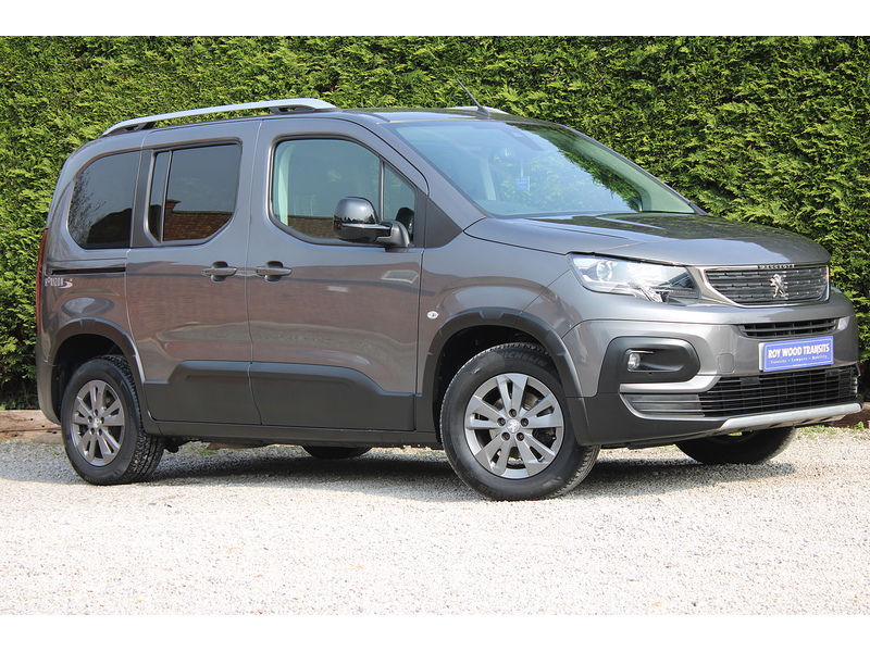 Peugeot Allied Horizon Wheelchair access car - GREAT CONDITION AND IN STOCK TODAY 1.5 5dr WAV Manual Diesel