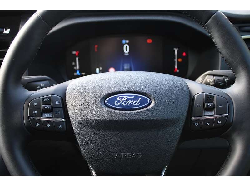 Ford 350 L4 H3 Limited - 165ps RWD - HUGE Cube high spec van 2.0 5dr large van Manual Diesel