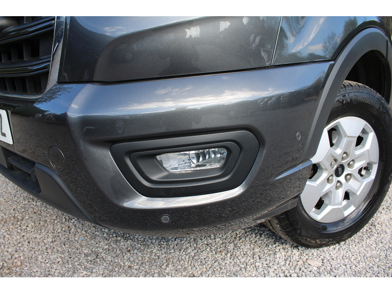 Ford 350 L4 H3 Limited - 165ps RWD - HUGE Cube high spec van 2.0 5dr large van Manual Diesel