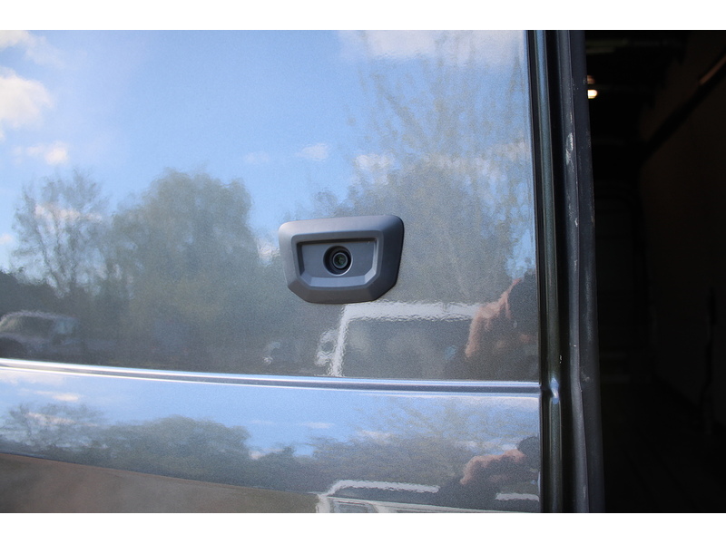 Ford 350 L4 H3 Limited - 165ps RWD - HUGE Cube high spec van 2.0 5dr large van Manual Diesel