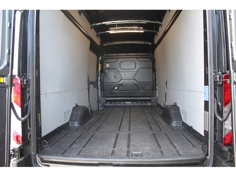 Ford 350 L4 H3 Limited - 165ps RWD - HUGE Cube high spec van 2.0 5dr large van Manual Diesel