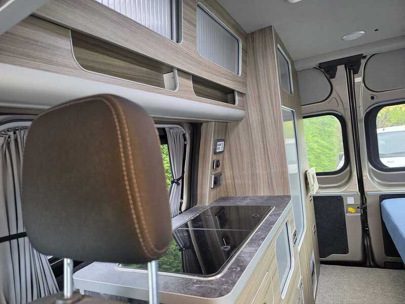 Auto Campers Ford Transit Custom mRv Hi-line 170ps Automatic - Single bed - 10