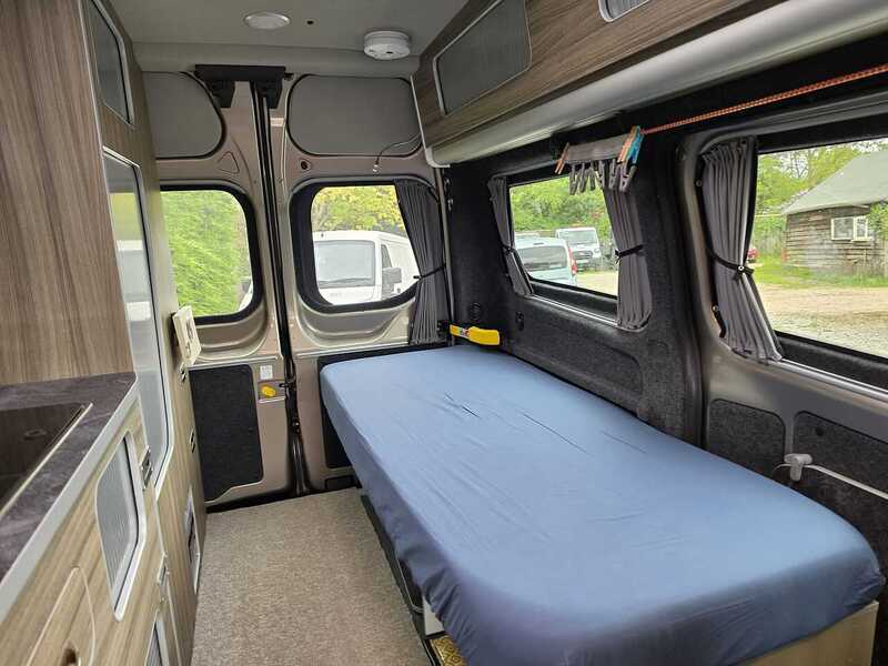 Auto Campers Ford Transit Custom mRv Hi-line 170ps Automatic - Single bed - 5