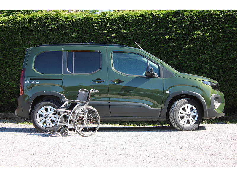 Peugeot Allure Allied Horizon RE 4 setas plus one wheelchair car 1.5 5dr WAV Manual Diesel