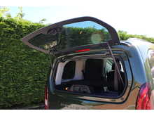 Peugeot Rifter Allure Allied Horizon RE 4 setas plus one wheelchair car